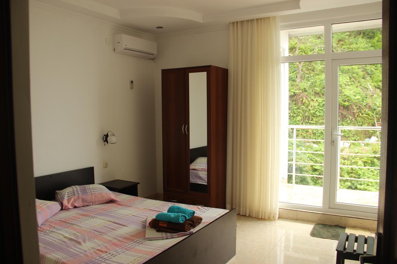 Badu Guest House كفارياتي المظهر الخارجي الصورة